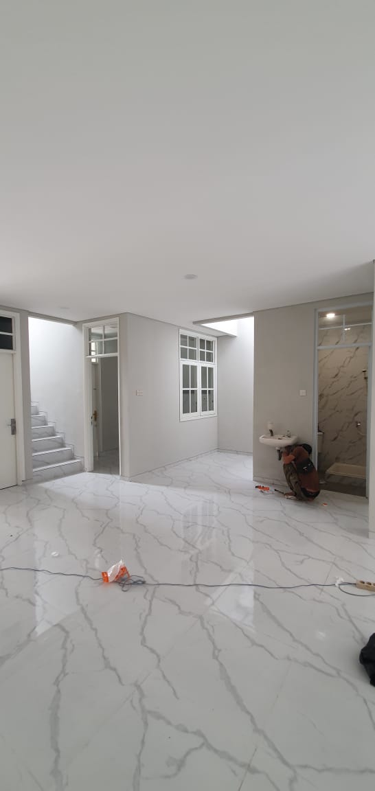 Rumah di Jual di Taman Beverly Lippo Cikarang